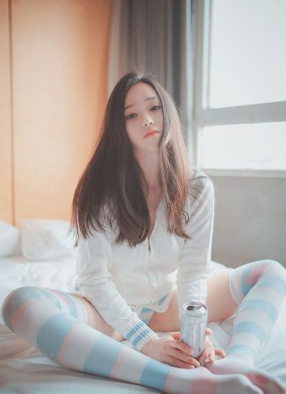 美日韩一区二区三区久久婷婷_HD迅雷电影在线