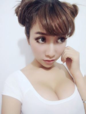 操女生的逼_免费手机在线看片
