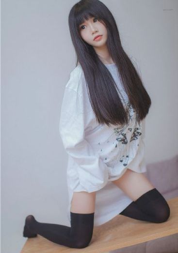亚洲精品少妇18P_剧情片全集免费播放