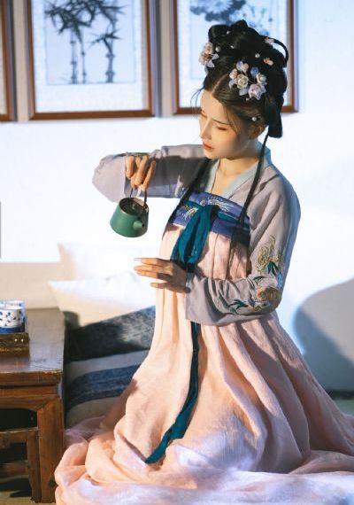 美丽的姑娘视频在线观看完整版_1080P免费观看最新