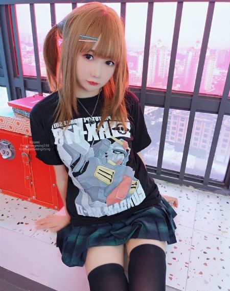 美女岳肉太深了使劲_全集在线观看